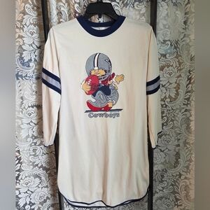 vintage 90s Dallas Cowboys NFL graphic shirt w/ cartoon illustration